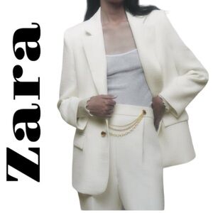 ZARA TWO BUTTONS WHITE TAILORED BLAZER Slightly oversized straight SZ S
